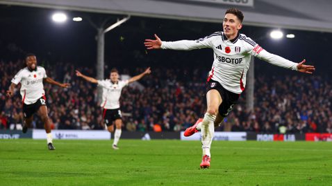 Магически обрат зарадва Фулъм в дербито на Западен Лондон