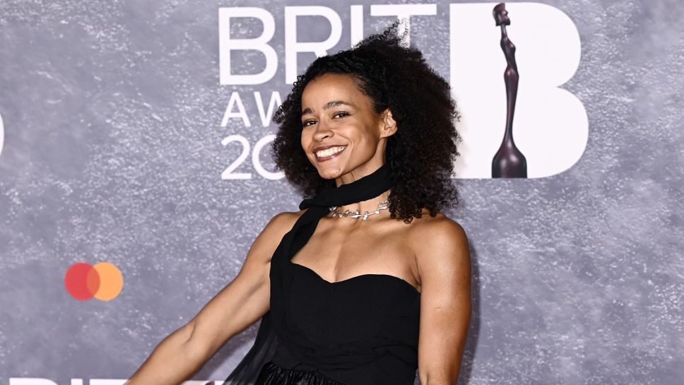 Сайърс се завръща към многобоя за сезона в зала