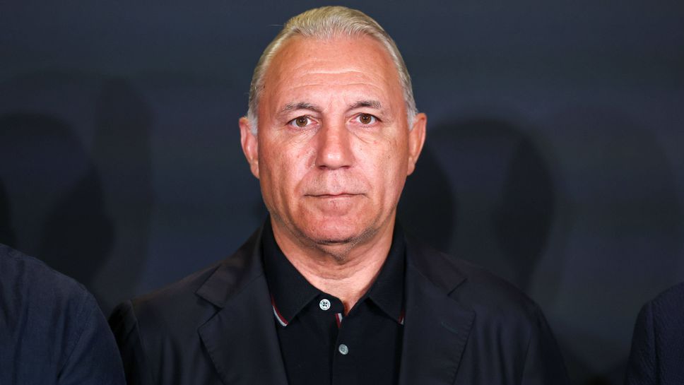 Легендата на българския футбол Христо Стоичков отправи пожелание в навечерието