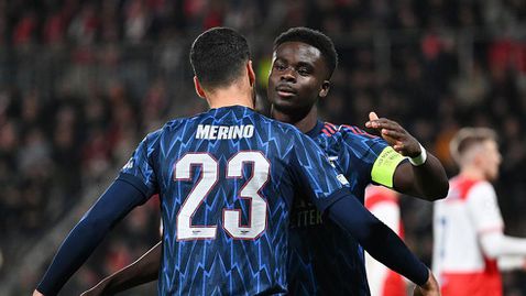  Десетата поредна победа резервира съвършения статут на Арсенал в ШЛ, състезател на 