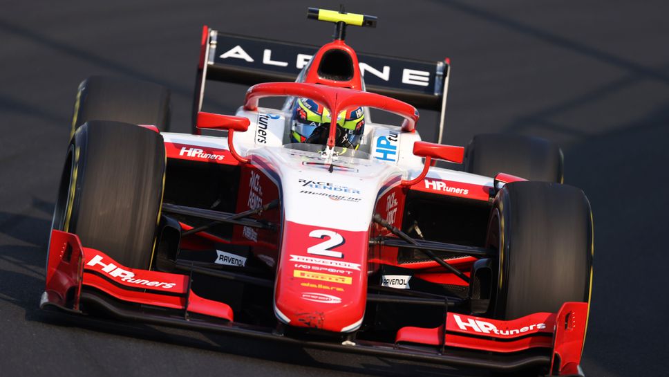Пиастри се доближи до титлата във Формула 2 след победа във втория спринт в Джеда