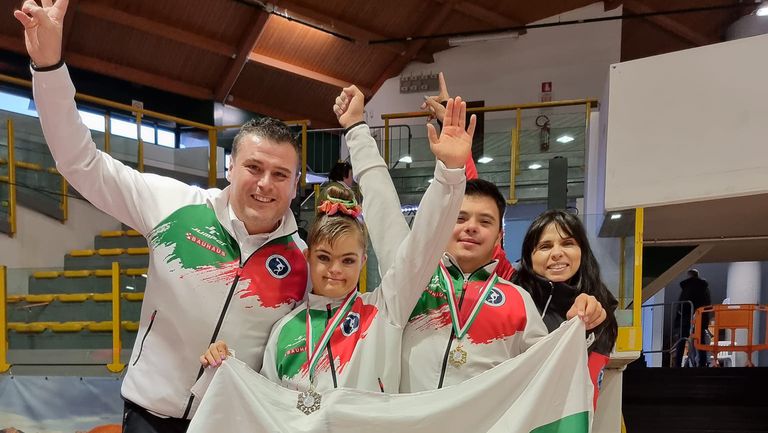 Радена Ангелова спечели бронзов медал на смесена успоредка на Световното по спортна гимнастика за деца със Синдром на Даун