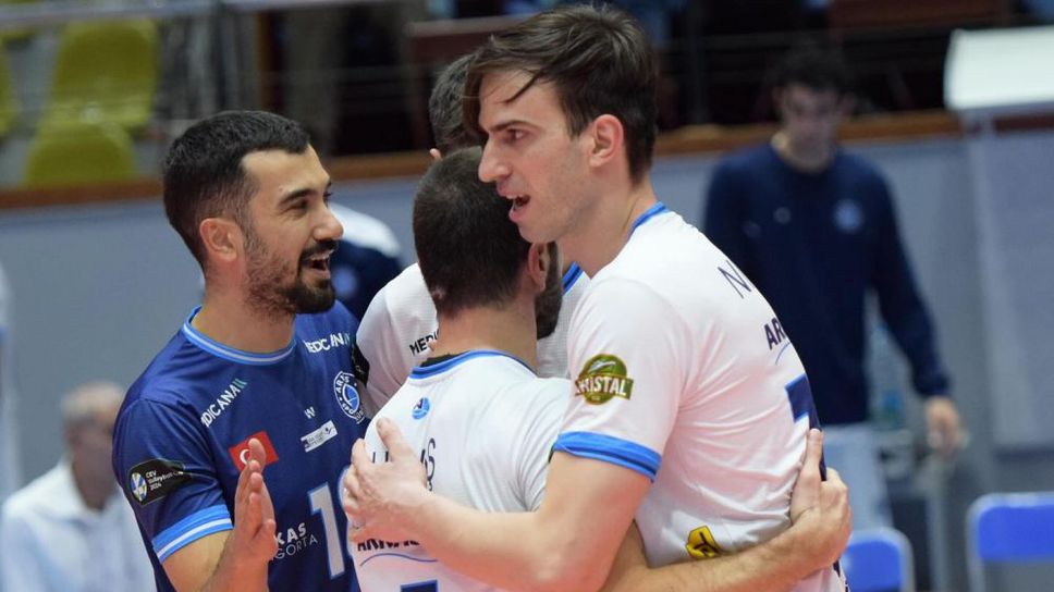 Николай Къртев и Аркас напред за Купата на CEV