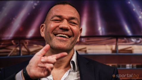 Кобрата на пресконференция в Дубай: По-добър съм от Гасиев и ще го покажа