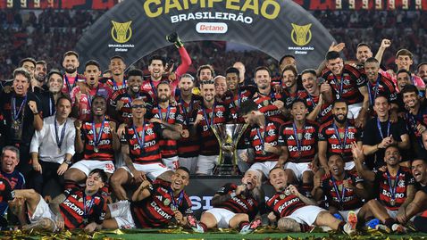  Фламенго подпечата купата си в Бразилия 