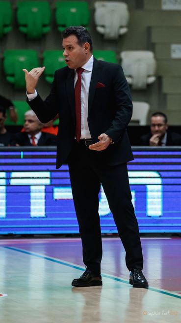 Итудис се сбогува с България, но не напълно