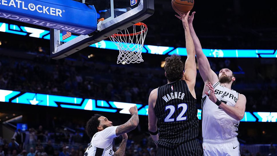 Корнет блокира добавка на Вагнер в последната секунда и Спърс удържаха Меджик