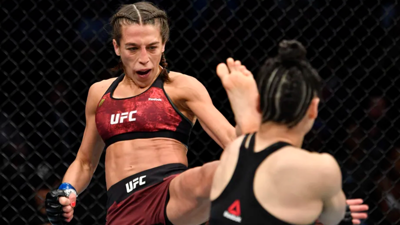 Йоана Йеджейчик излиза срещу Вейли Жанг при завръщането си