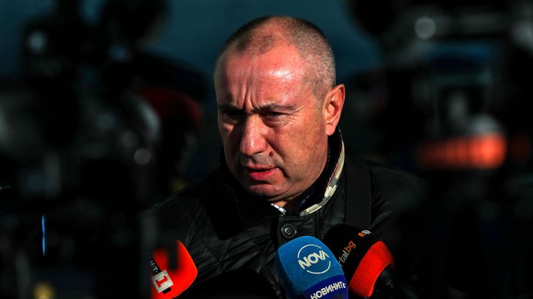 Станимир Стоилов: Всички са в добро кондиционно състояние освен Бари, задължени сме да направим по-силен отбор
