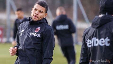  Един нов стартира с ЦСКА 1948, чакат се още 