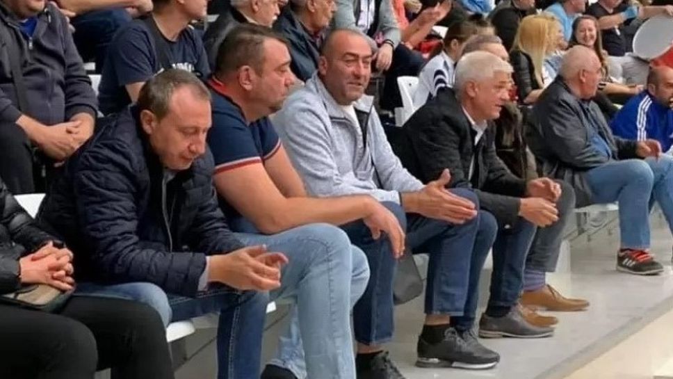 Ръководството на ВК Марек: Ще се погрижим за децата от школата