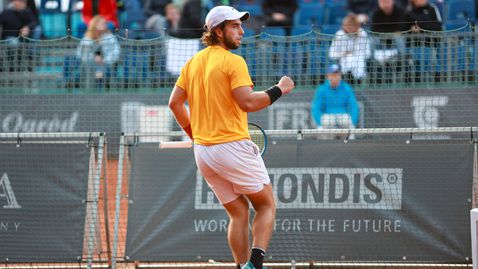 Андреев на полуфинал след епична победа в Мароко