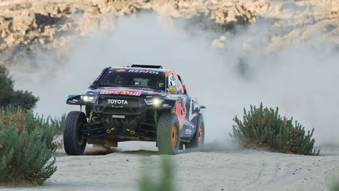  Кинтеро и Тойота преобладаваха във втория стадий на 