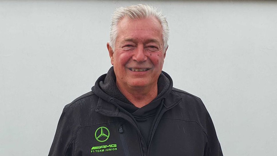Легендарният картинг пилот и търсач на таланти за юношеския отбор