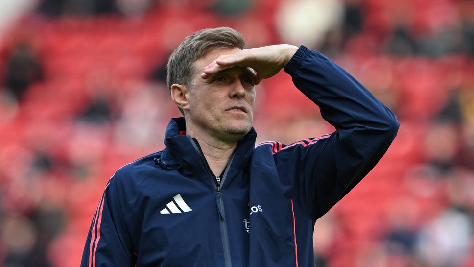 Ще получи ли Дарън Флетчър доверие до края на сезона и кои са фаворитите за нов мениджър на Ман Юнайтед?