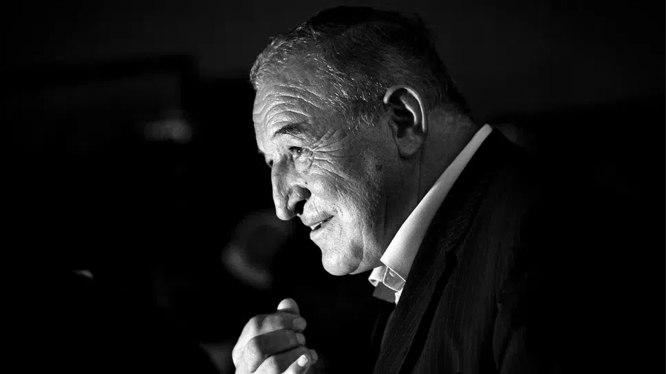 От УЕФА също почетоха великия ДимитърПенев В деня в който