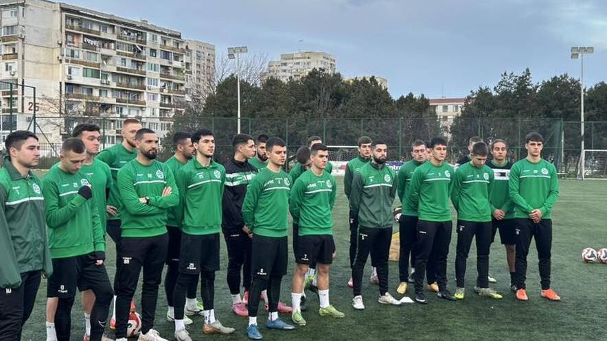 Третодивизионният ФКНефтохимик 1962 Бургас стартира зимна подготовка в първия работен