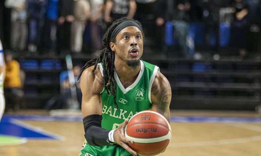 Американският баскетболист Кортни Алекзандър сменя Балкан Ботевград с Ботев 2012