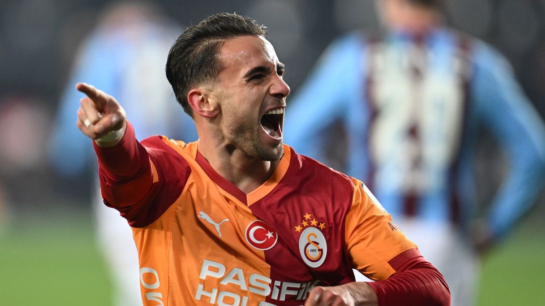 Галатасарай се класира на финала за Суперкупата на Турция след разгром