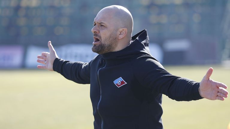 Наставникът на Септември София Славко Матич похвали футболистите си след