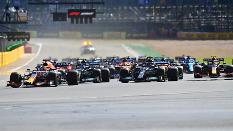 Формула 1 с компромисно предложение за „само“ три спринта през 2022