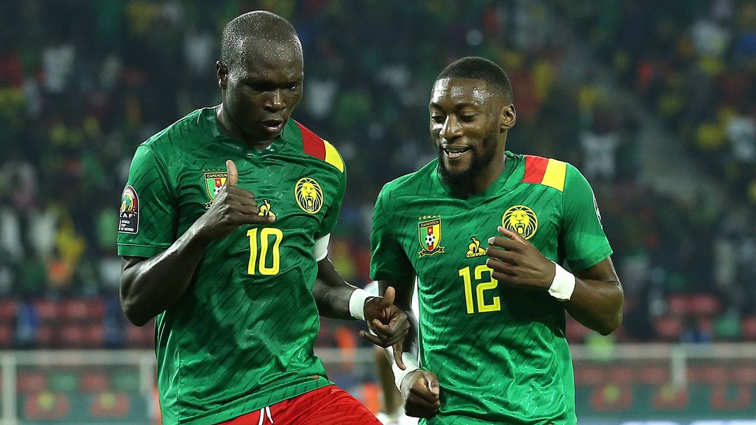 Камерун навакса изоставане от 0:3 и се пребори за третото място
