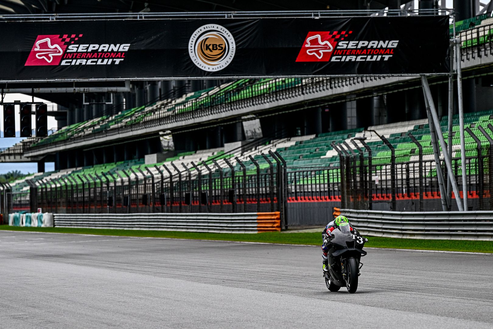  MotoGP започва подготовката за сезон 2023 