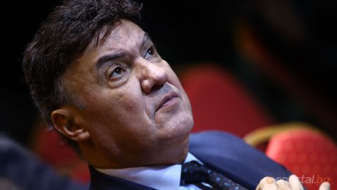  БФС също поддържа Боби Михайлов 