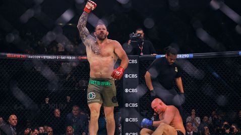  Дарт Бейдър унищожи легендата Емеляненко в последния му ММА мач 