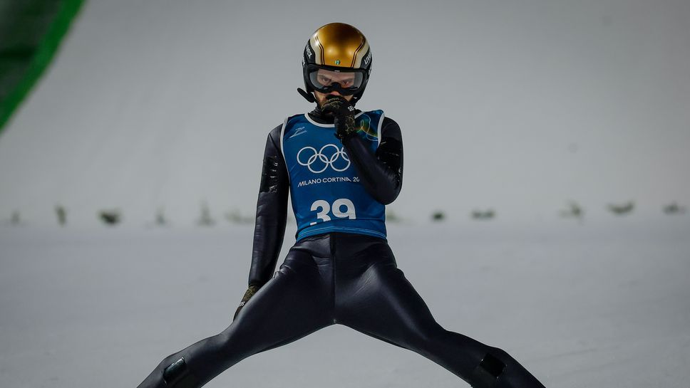 Българският ски скачач Владимир Зографски се приземи на 99 0