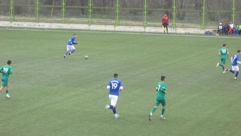  Кадрови проблеми в Ботев II (Враца) 