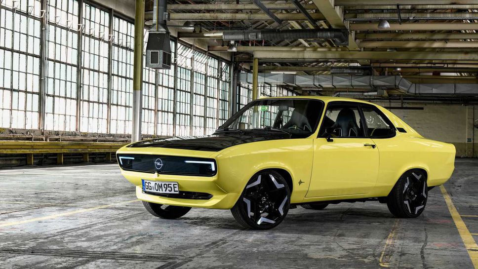 Opel Manta се завръща през 2025 година като електромобил
