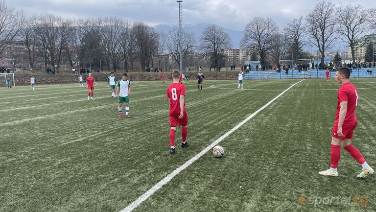ЦСКА София победи Национал с 2 1 в среща от