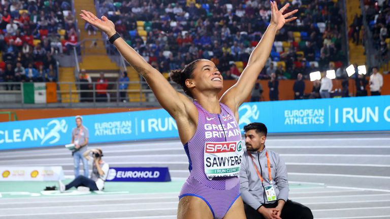 Британката Джазмин Сайърс поднесе една от изненадите във финала в