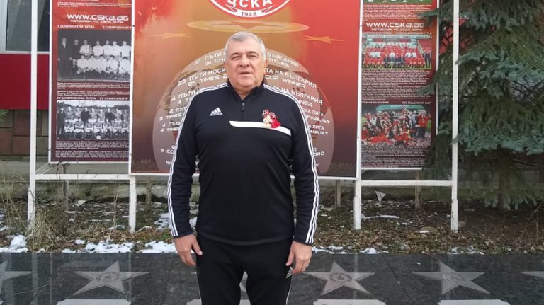 Ръководството на ЦСКА - София поздрави бившия армейски халф и