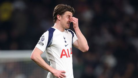 Сривът продължава! Кристъл Палас нанесе пета поредна загуба на Тотнъм