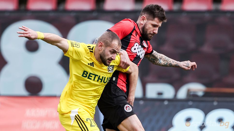 Локо (Сф) 1:0 Добруджа, директен червен картон за играч на гостите