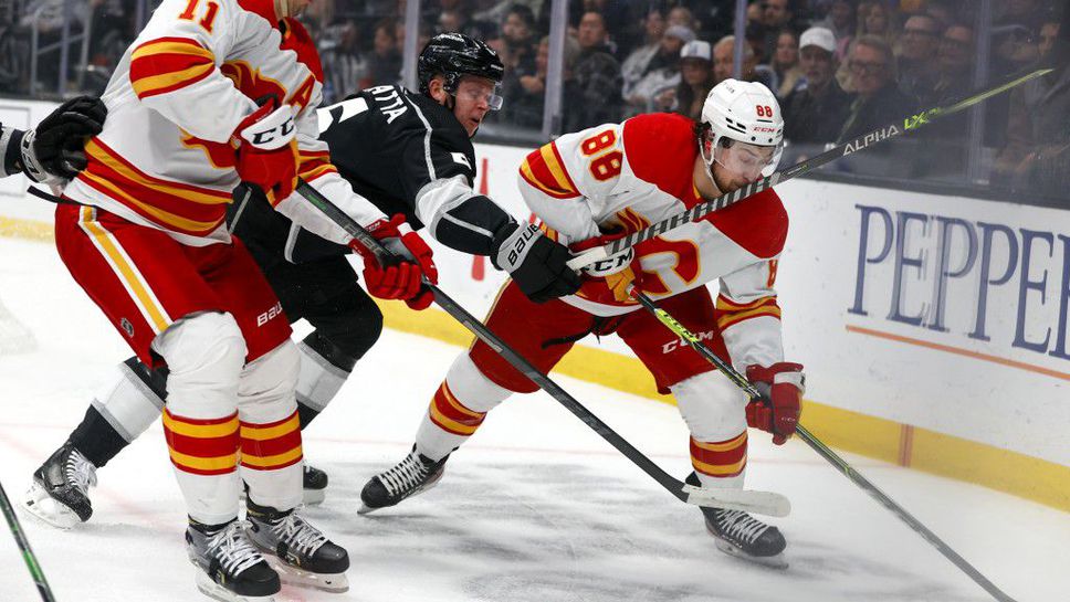 Калгари Флеймс надигра Лос Анджелис Кингс в дербито на върха в Тихоокеанската дивизия