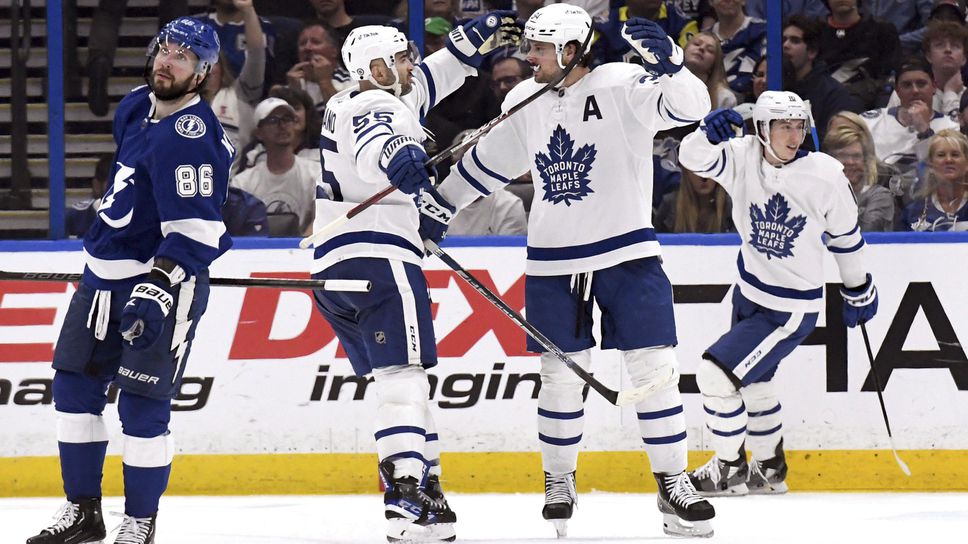 Хеттрик на Остън Матюс помогна на Торонто да победи шампиона Тампа Бей