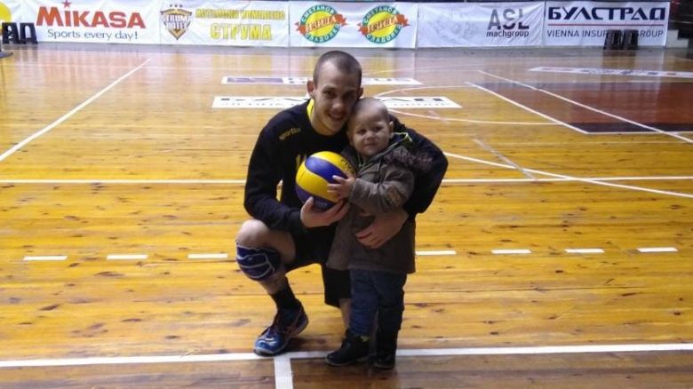 Добра новина: Събраха сумата за лечението на малкия Мони