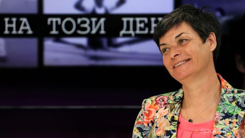 Руми Нейкова: След Атина 2004 исках да се откажа, но Свилен ми каза "Ще гребем, докато вземем златото"