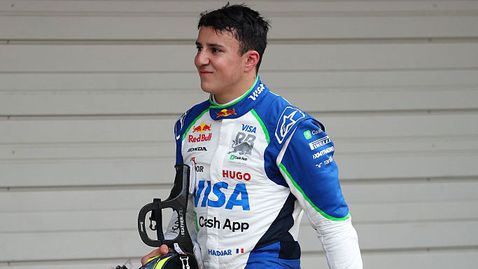  Шефът на Хаджар към Ред Бул: Не го взимайте! 