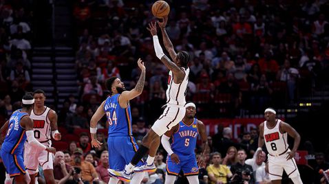  Хюстън съкруши Оклахома Сити Тъндър 