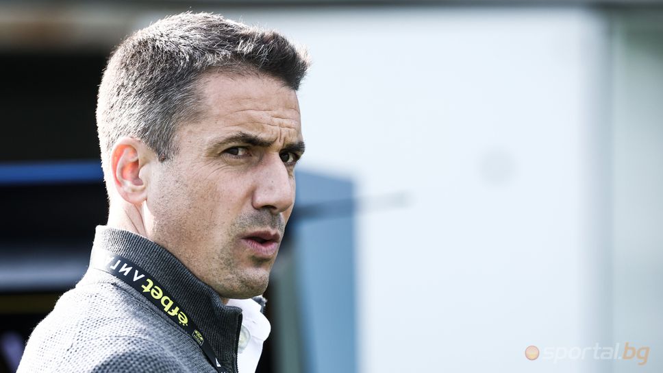 Веласкес: Много странен мач