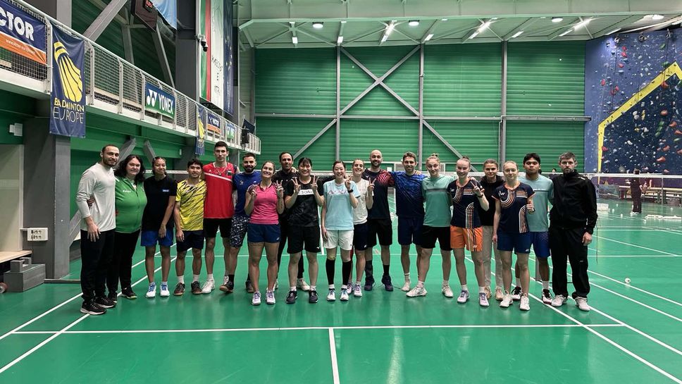 Националите по бадминтон с първа тренировка в Уелва преди Европейското