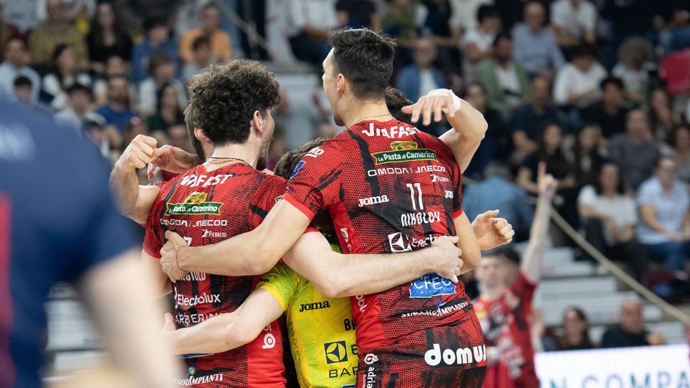 Алекс Николов с 20 точки, Лубе загуби първия полуфинал от Верона