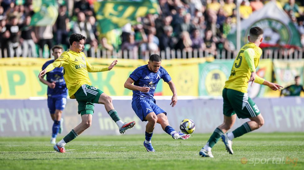 Добруджа 0:0 Левски, страхотна атмосфера в Добрич