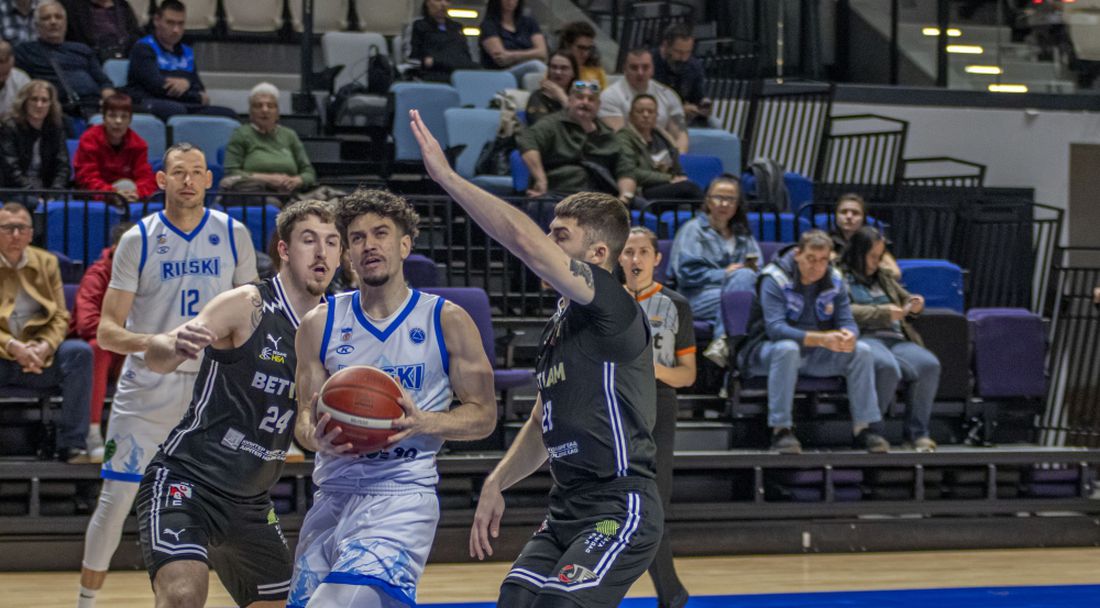 Шампионите оцеляха след неочакван трилър с обезкървен Локомотив Пловдив в Самоков