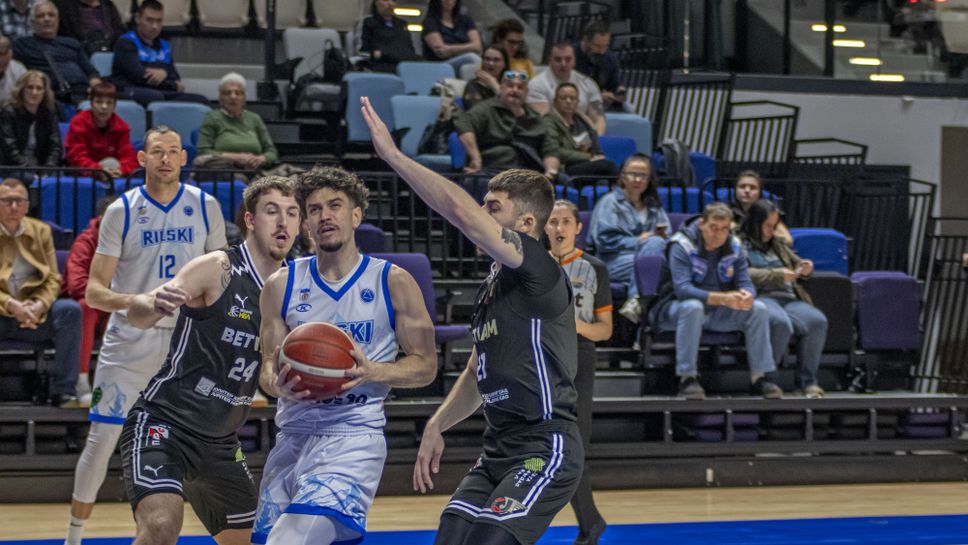 Шампионите оцеляха след неочакван трилър с обезкървен Локомотив Пловдив в Самоков