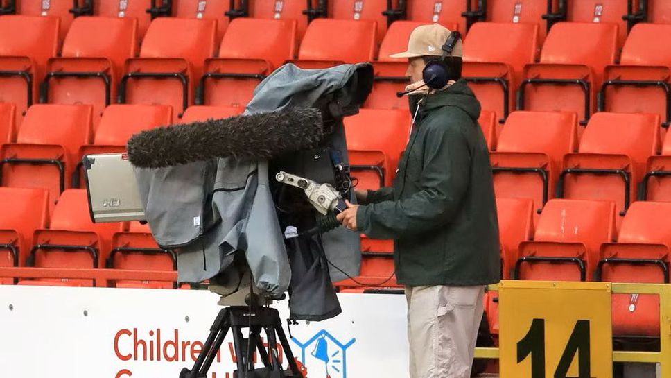 Английската футболна лига подписа рекордна сделка за телевизионните права